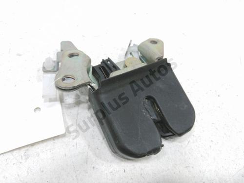 Fechadura da mala TOYOTA CELICA Coupe (_T23_) 1.8 16V VT-i (ZZT230_, ZZT230) (143 hp) 31001672