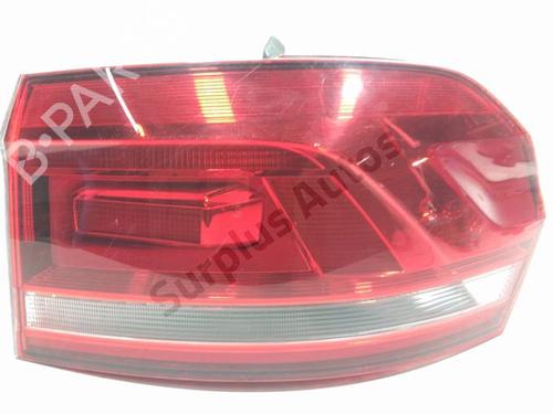 Used Right taillight Right taillight VW TOURAN (5T1) 1.6 TDI (115 hp) 40214822 40214822