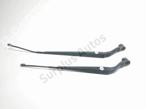 Used Front windshield wiper arm NISSAN X-TRAIL III (T32_, T32R, T32RR) 1.6 dCi (T32) (130 hp) 31350916