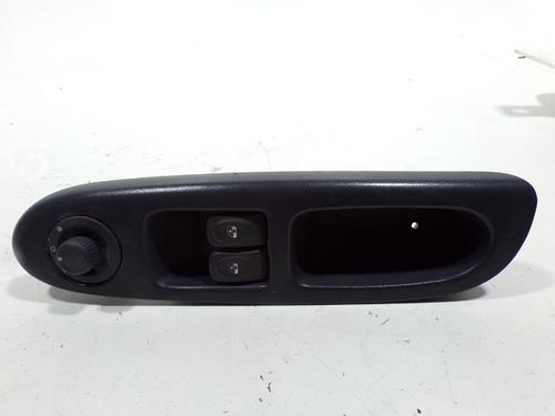 Used Left front window switch RENAULT CLIO II (BB_, CB_) 1.6 (B/CB0D, BB00) (90 hp) 28249102