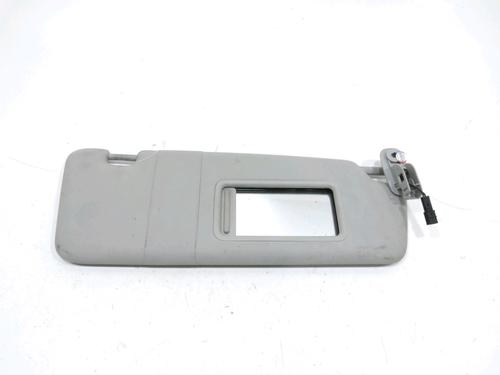 Used Right sun visor Right sun visor 31002520 31002520