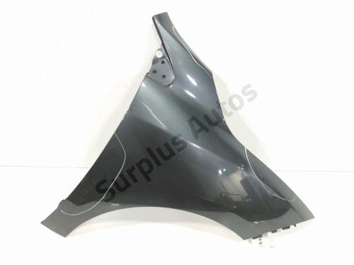 right-front-fenders-renault-megane-iii-hatchback-bz01_-b3_-2008-34503909 main image