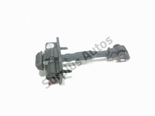 Used Hinge/Door check strap PEUGEOT 2008 II (UD_, US_, UY_, UJ_, UR_, UC_) 1.5 BlueHDI 100 (102 hp) 28248752