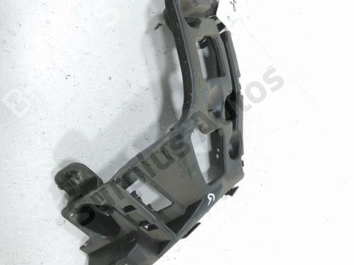 Used Rear bumper bracket RENAULT CAPTUR I (J5_, H5_) 1.5 dCi 90 (J5N4, J5M5, J5MW, J5M6, J5AL, J5AJ) (90 hp) 31001189