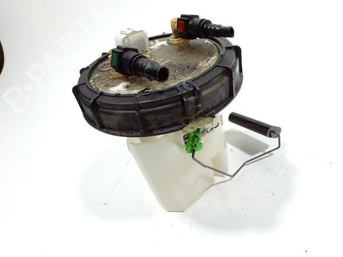 Used Fuel pump RENAULT CLIO II (BB_, CB_) 1.5 dCi (B/CB3M) (64 hp) 28220031