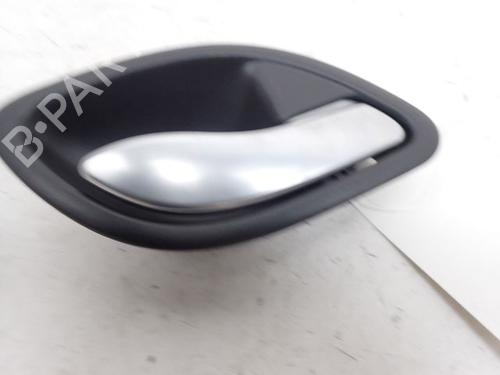 Used Front right interior door handle RENAULT ESPACE IV (JK0/1_) 2.0 dCi (JK01, JK02, JK1J, JK1K, JK1H) (150 hp) 30996049