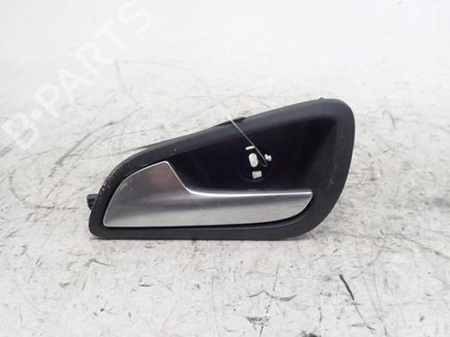 Used Front left interior door handle Front left interior door handle 37775160 37775160