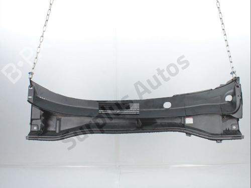 Griglia sotto parabrezza Griglia sotto parabrezza TOYOTA C-HR (_X1_) 1.8 Hybrid (ZYX10_, ZYX11_, ZYX10R, ZYX11R) (122 hp) 34416532 34416532