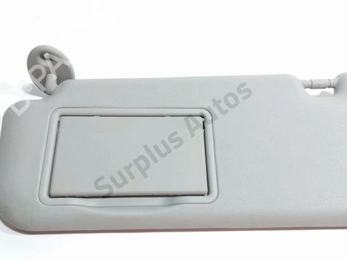 Used Left sun visor Left sun visor TOYOTA YARIS (_P13_) 1.0 (KSP130_, KSP130) (69 hp) 40214511 40214511