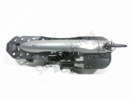 Used Front left exterior door handle RENAULT MEGANE III Grandtour (KZ0/1) 1.5 dCi (KZ1M, KZ1W, KZ0R) (106 hp) 29858134