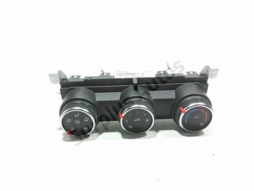 Used Climate control RENAULT CLIO V (B7_) 1.0 TCe 100 (B7MT) (101 hp) 29296917