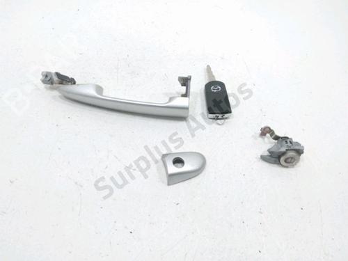 Used Front left exterior door handle MAZDA 6 Hatchback (GH) 2.0 MZR-CD (GH14) (140 hp) 30995892
