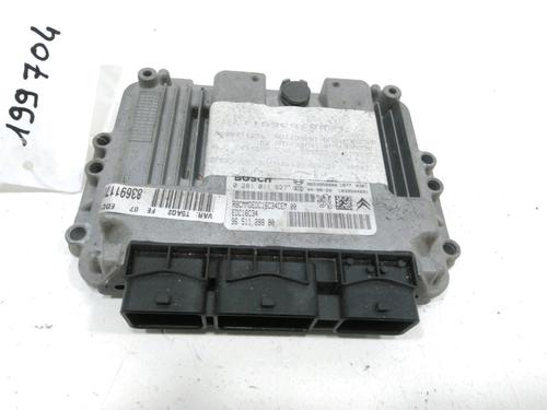 Used Engine control unit (ECU) OPEL CORSA B (S93) 1.2 i (F08, F68, M68) (45 hp) 30984509