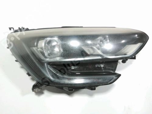 right-headlight-renault-megane-iv-hatchback-b9amn_-2015-40060636 main image