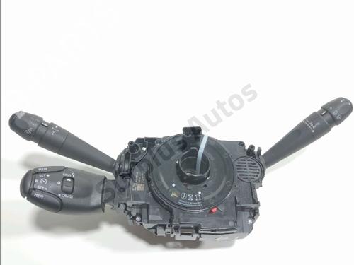 steering-wheel-controls-citroen-berlingo-er_-ec_-2018-36314542 main image