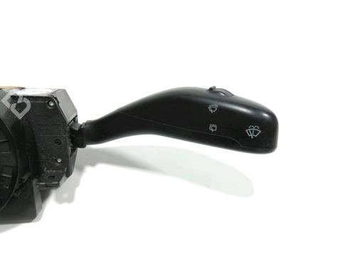 Steering wheel controls VW POLO IV (9N_, 9A_) 1.2 | BP28227020E15