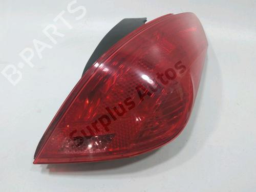 Farolim direito Farolim direito PEUGEOT 308 I (4A_, 4C_) 1.6 HDi (112 hp) 36374676 36374676