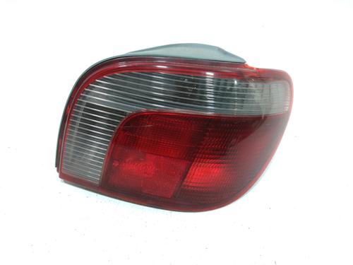 Højre baglygte TOYOTA YARIS (_P1_) 1.0 (SCP10_, SCP10R) (68 hp) 31006225
