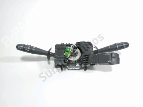 steering-wheel-controls-renault-twingo-ii-cn0_-2007-33867288 main image
