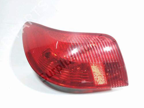 Used Right taillight Right taillight PEUGEOT 308 SW I (4E_, 4H_) 1.6 HDi (109 hp) 35808363 35808363