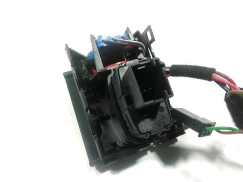Warning switch BMW 1 (F21) M 135 i | BP37768175I22 - Image 2