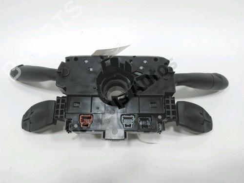 Steering wheel controls CITROËN C3 Picasso (SH_) 1.2 THP 110 (SHHNZ6) | BP30988243E15