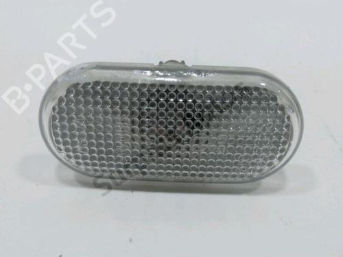 right-side-indicator-renault-twingo-ii-cn0_-2007-32461082 main image