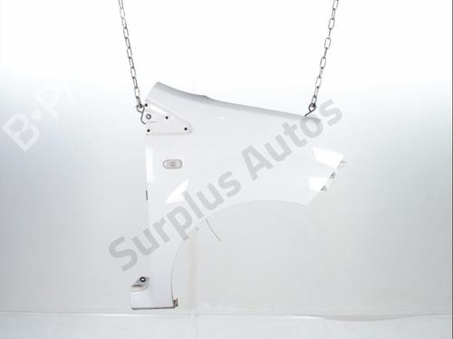Used Right front fenders Right front fenders 38082642 38082642