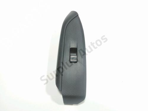 Used Right front window switch Right front window switch MAZDA CX-3 (DK) 2.0 SKYACTIV-G (DK5W, DK6W) (120 hp) 37772988 37772988