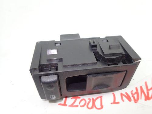 Used Right rear window switch Right rear window switch 37778276 37778276