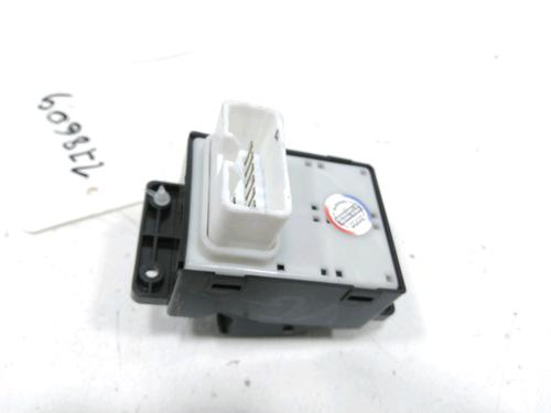 Left front window switch HYUNDAI i10 I (PA) 1.2 | BP37778006I27 - Image 2