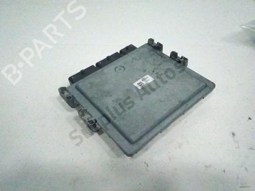 Computer motormanagement RENAULT MEGANE IV Hatchback (B9A/M/N_) 1.2 TCe 100 (B9MS) | BP28221056M57