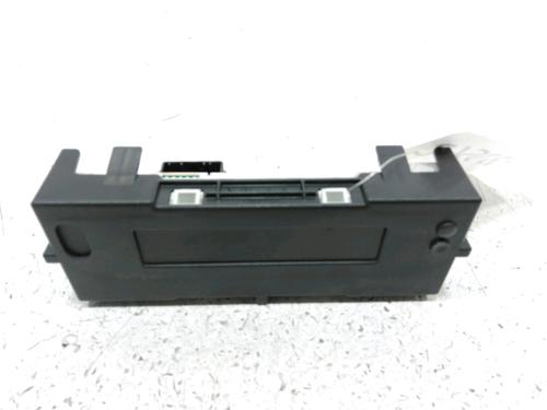 Used Display monitor RENAULT CLIO III (BR0/1, CR0/1) 1.2 16V (BR0P, CR0P) (101 hp) 31938607