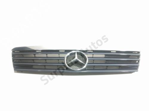 Used Grille Grille 37771560 37771560