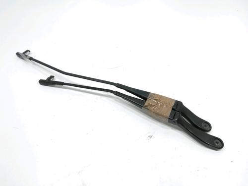 front-windshield-wiper-arm-alfa-romeo-159-sportwagon-939_-2005-2006-2007-2008-2009-2010-2011-2012-31007684 main image