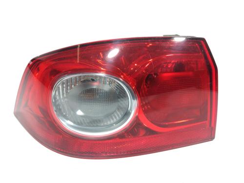 Feu arrière gauche RENAULT LAGUNA II (BG0/1_) 2.0 16V (BG00, BG0K, BG0P, BG0W) (135 hp) 29860046