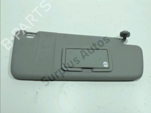 Used Right sun visor Right sun visor 37784953 37784953