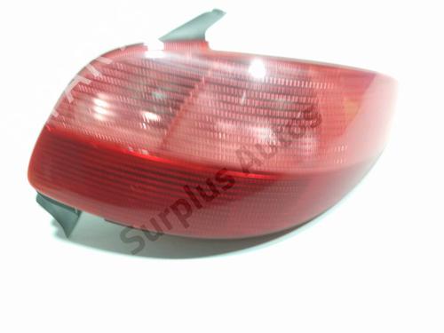 Høyre baklys PEUGEOT 206 Hatchback (2A/C) 2.0 HDI 90 (90 hp) 28268638