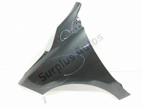 left-front-fenders-renault-megane-iii-hatchback-bz01_-b3_-2008-34503917 main image
