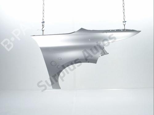 Used Right front fenders CITROËN C4 Picasso II 1.6 HDi / BlueHDi 115 (115 hp) 28235790