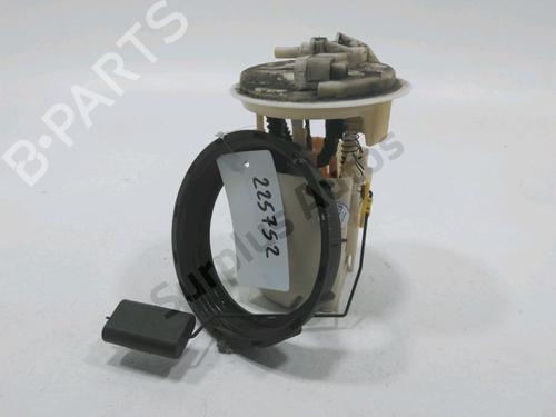Used Fuel pump RENAULT CLIO II (BB_, CB_) 1.6 16V (BB01, BB0H, BB0T, BB14, BB1D, BB1R, BB2KL, BB3G... (107 hp) 30983643