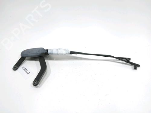 Used Front windshield wiper arm Front windshield wiper arm 37789944 37789944