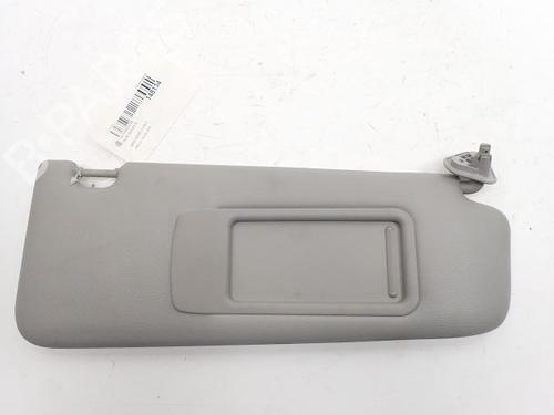 Used Right sun visor Right sun visor 37784431 37784431