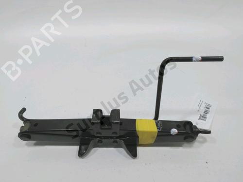 Andre TOYOTA COROLLA Liftback (_E11_) 1.4 (ZZE111_, ZZE111R) (97 hp) 30987858