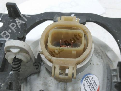 Right front fog light PEUGEOT 208 I (CA_, CC_) 1.2 VTI 82 | BP31004579C31