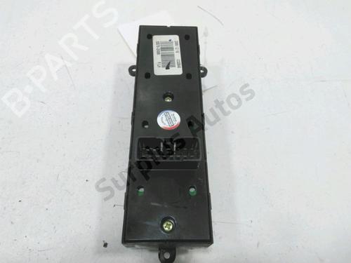 Left front window switch KIA SOUL I (AM) 1.6 CRDi 128 | BP30999217I27