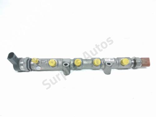 Used Injection rail VW POLO V (6R1, 6C1) 1.2 TDI (75 hp) 28221386