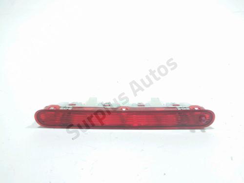 Używane Trzecie światło stopu CITROËN C3 III (SX) 1.2 THP 110 (SXHNPS, SXHNZT, SXHNZ6) (110 hp) 30654841