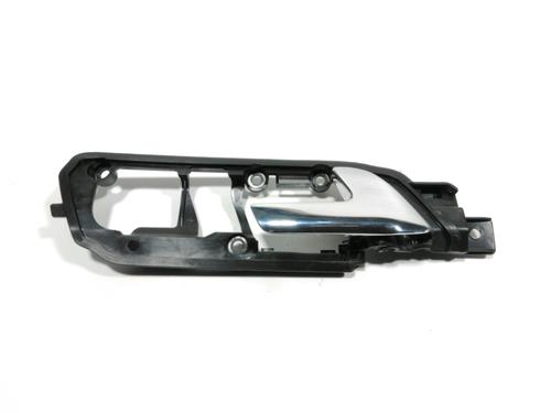 Used Front right interior door handle Front right interior door handle 28242848 28242848