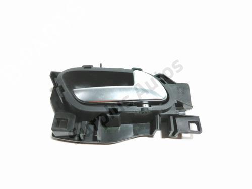 Used Front right interior door handle PEUGEOT 208 I (CA_, CC_) 1.6 HDi (114 hp) 30101838